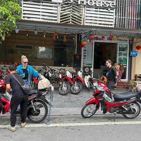 Kiki'S House And Motorbike For Rent Hostel Ha Giang Bagian luar foto